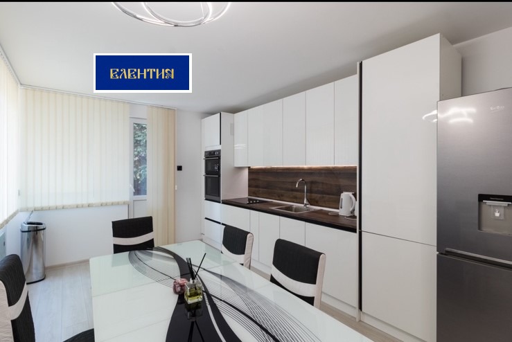 Продава КЪЩА, гр. София, Горубляне, снимка 2 - Къщи - 53453301