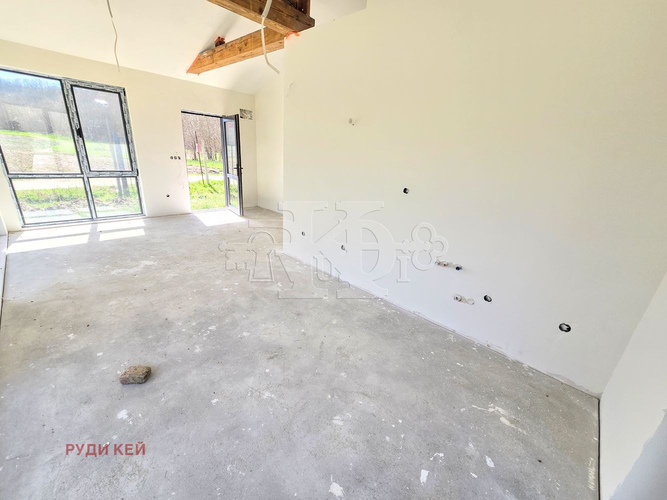 Продава КЪЩА, с. Долище, област Варна