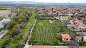 Grund Razhevo Konare, region Plovdiv 1