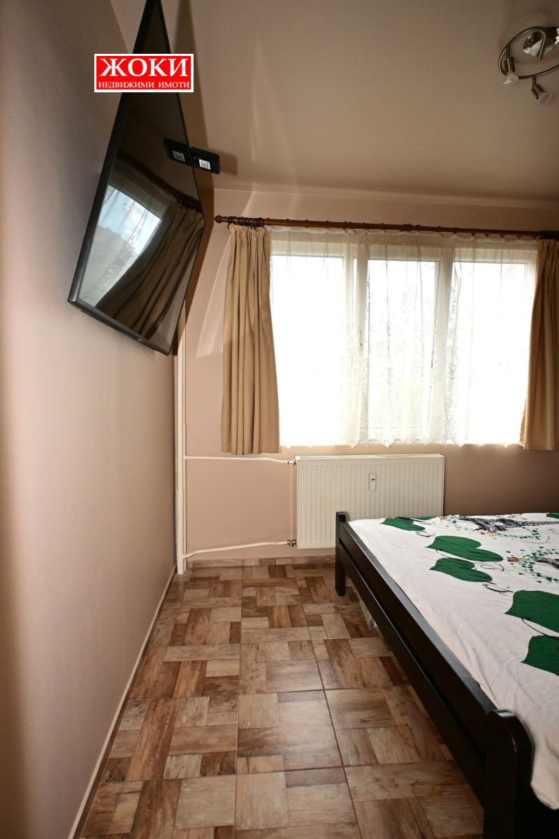 Zu verkaufen  1 Schlafzimmer Pernik , Iztok , 62 qm | 13656157 - Bild [9]