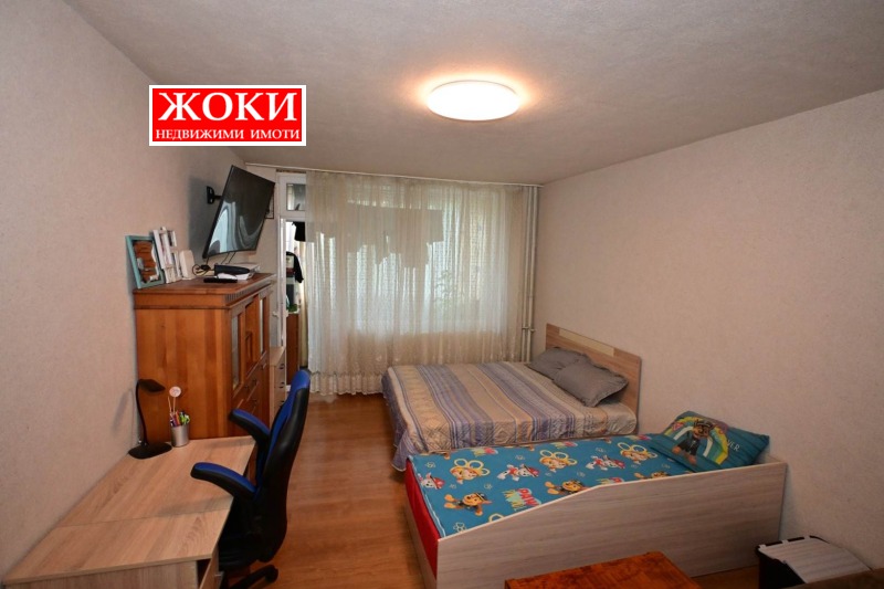 Zu verkaufen  1 Schlafzimmer Pernik , Iztok , 62 qm | 13656157 - Bild [6]