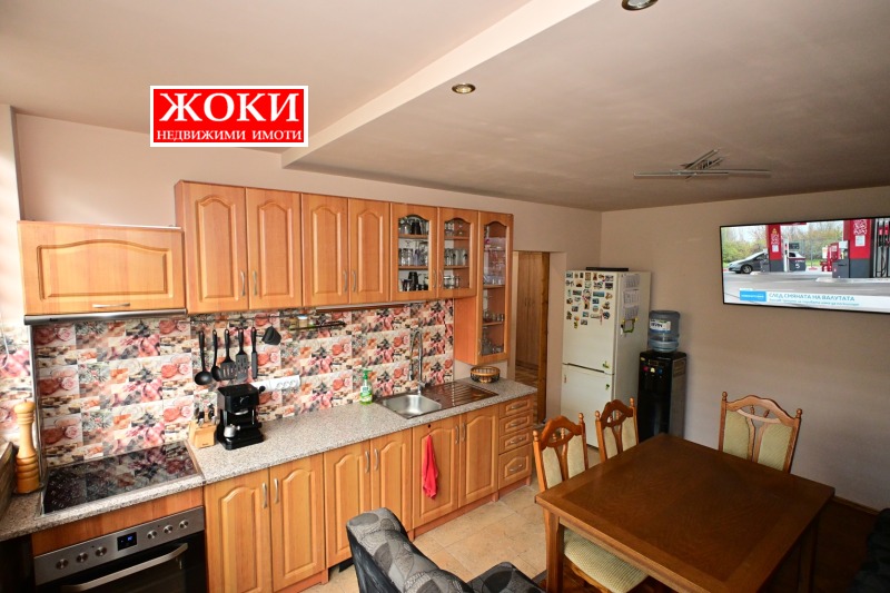 Zu verkaufen  1 Schlafzimmer Pernik , Iztok , 62 qm | 13656157