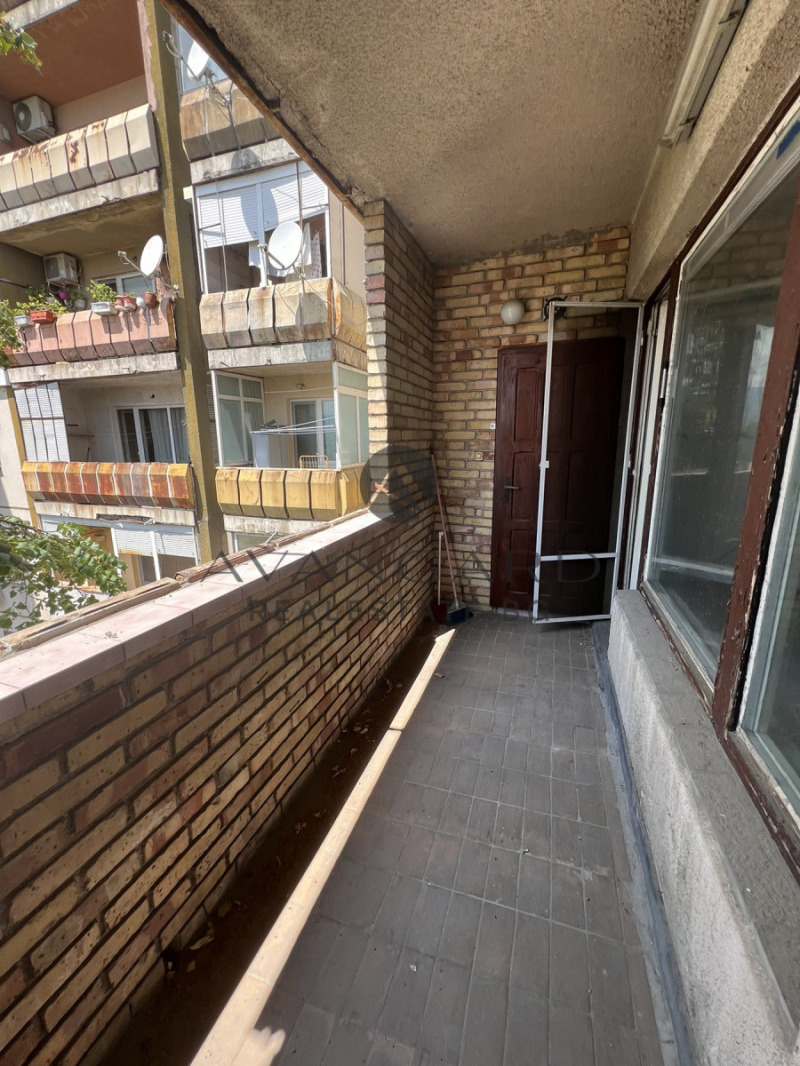 Продава  3-стаен град Пловдив , Тракия , 78 кв.м | 45015210 - изображение [12]