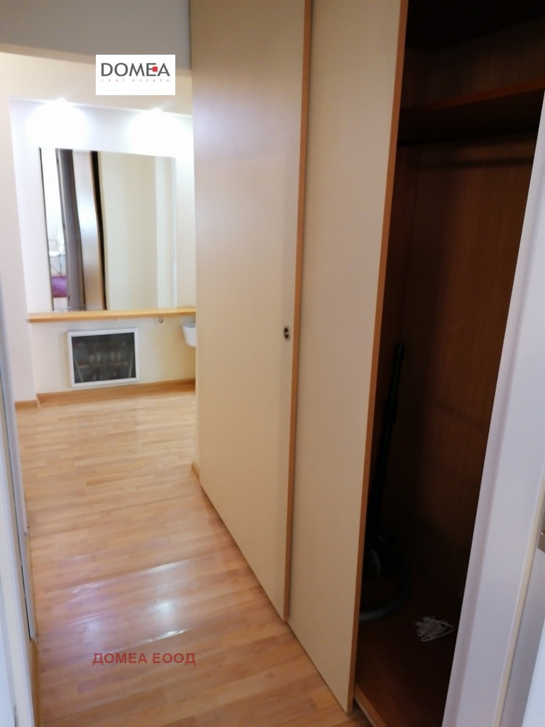 Продава 3-СТАЕН, гр. София, Център, снимка 14 - Апартаменти - 54123045