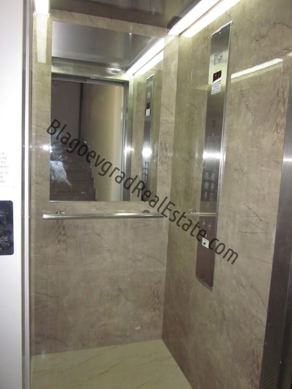 Продава 3-СТАЕН, гр. Благоевград, Широк център, снимка 16 - Апартаменти - 56329096