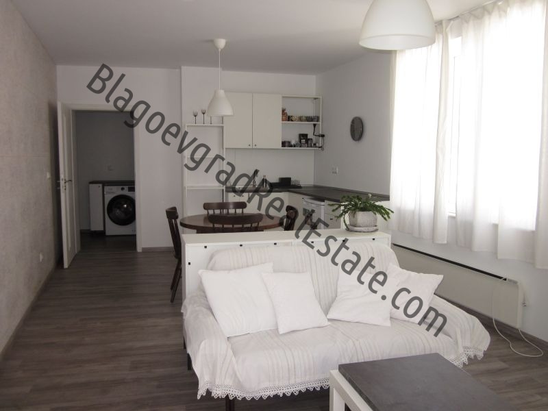Продава 3-СТАЕН, гр. Благоевград, Широк център, снимка 2 - Апартаменти - 56329096