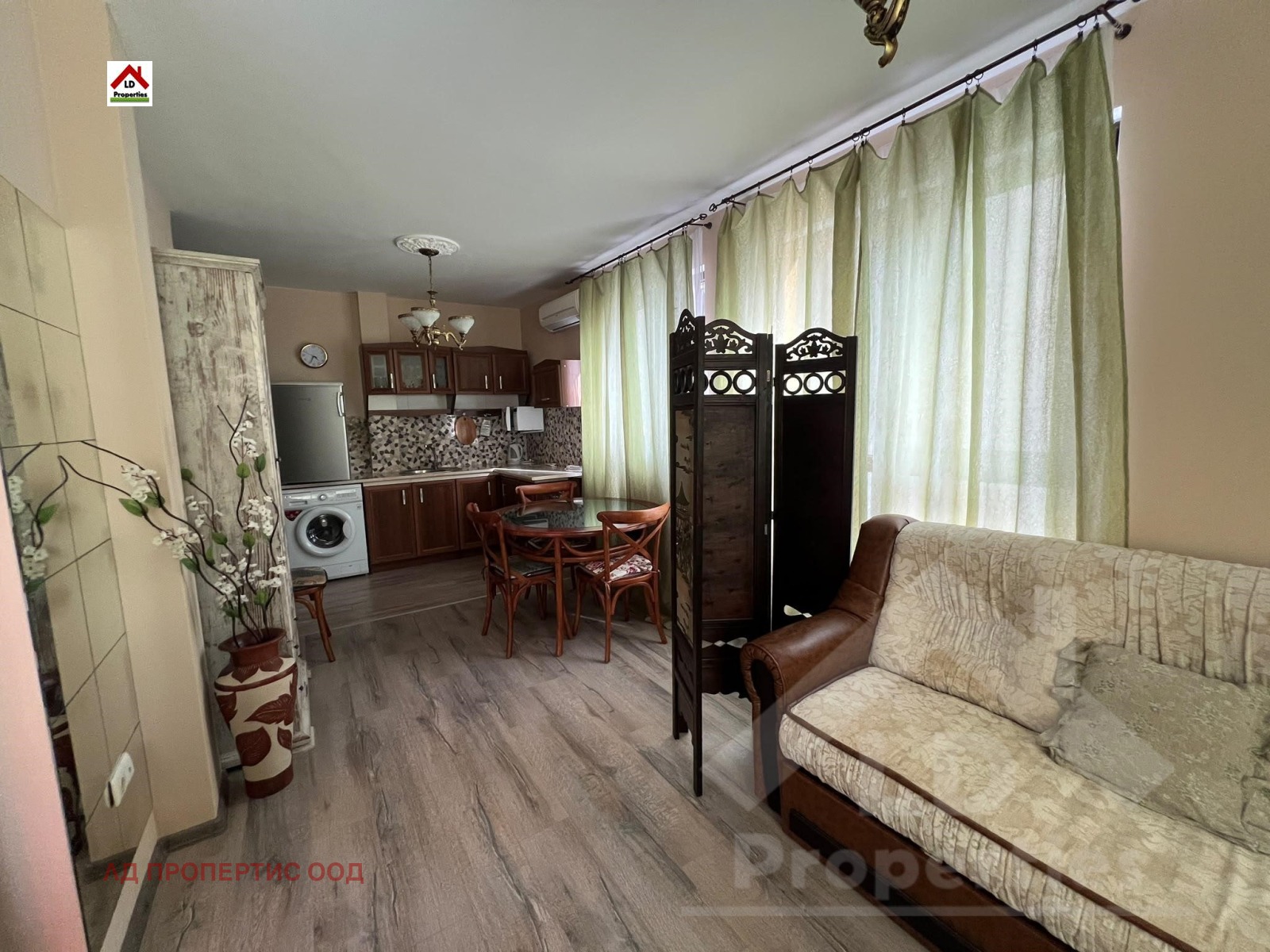 Продава 2-СТАЕН, гр. Варна, Операта
