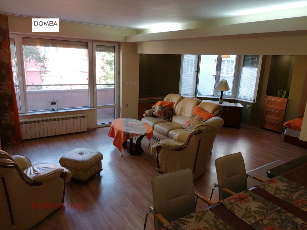 Продава 3-СТАЕН, гр. София, Център, снимка 2 - Апартаменти - 54123045
