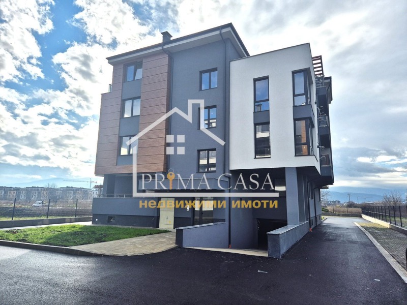 Продава 2-СТАЕН, гр. Пловдив, Остромила, снимка 2 - Апартаменти - 53031324