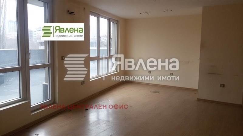 Προς πώληση  3+ υπνοδωμάτιο Σοφηια , Δηαναβαδ , 367 τ.μ | 51347332 - εικόνα [2]