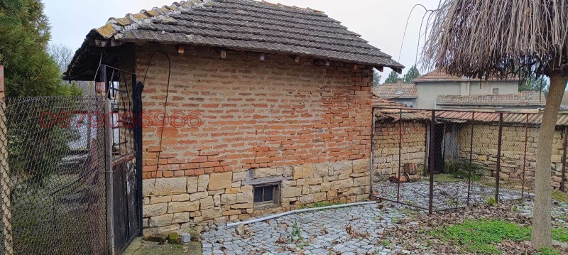 Продава КЪЩА, с. Петко Каравелово, област Велико Търново, снимка 4 - Къщи - 52877588