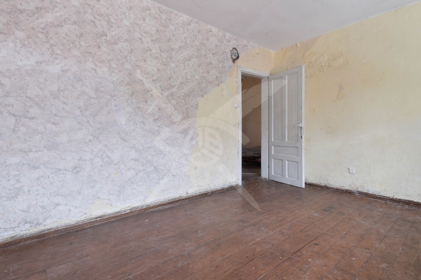 Продава 4-СТАЕН, гр. София, Център, снимка 3 - Апартаменти - 51297434