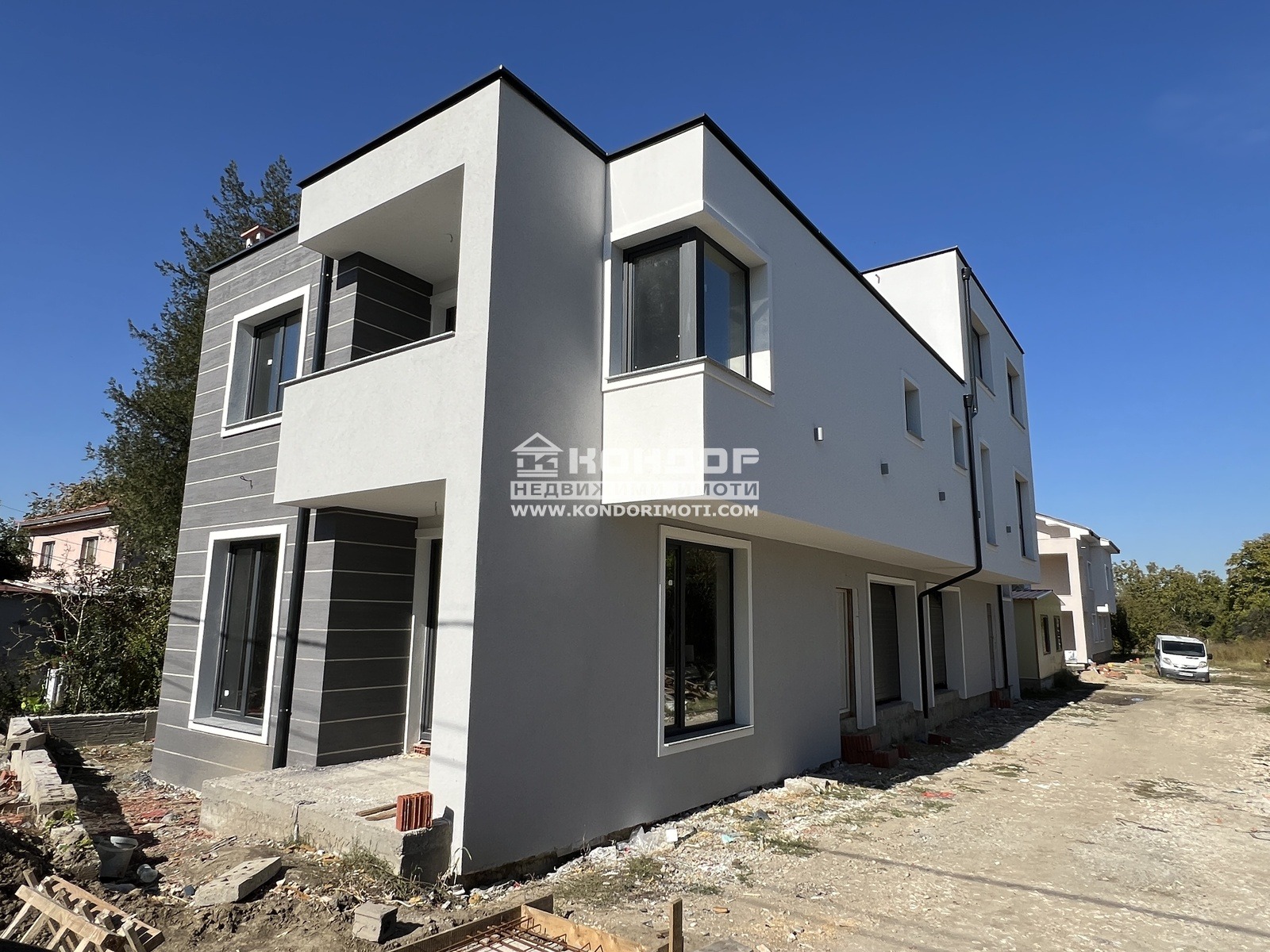Продава КЪЩА, гр. Пловдив, Беломорски, снимка 2 - Къщи - 52220478