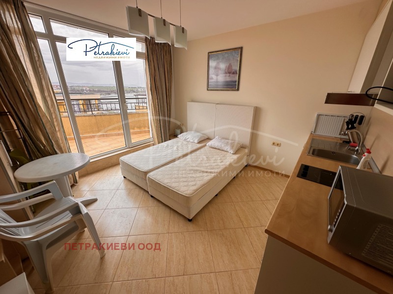 Продава 1-СТАЕН, гр. Ахелой, област Бургас, снимка 2 - Апартаменти - 53243855