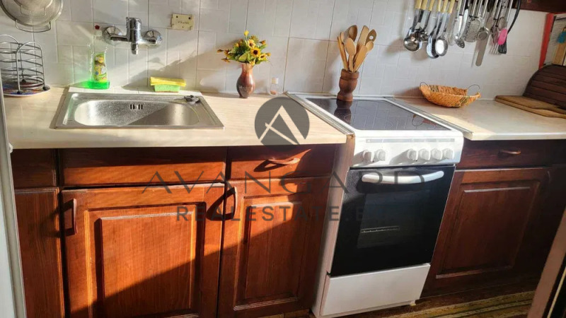Продава  3-стаен град Пловдив , Тракия , 90 кв.м | 84361115 - изображение [2]