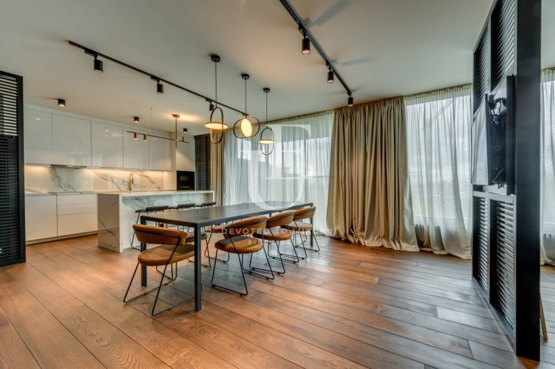 Na prodej  2 ložnice Sofia , Borovo , 165 m2 | 63286773 - obraz [3]