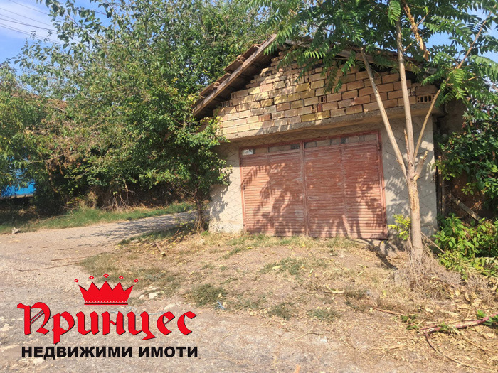 Продава КЪЩА, с. Ценово, област Русе