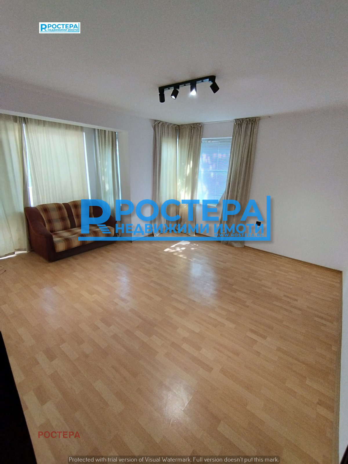 Продава 2-СТАЕН, гр. Търговище, Вароша, снимка 2 - Апартаменти - 51407019