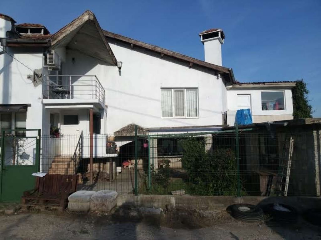 Продава КЪЩА, с. Добри дол, област Варна, снимка 10 - Къщи - 54681518
