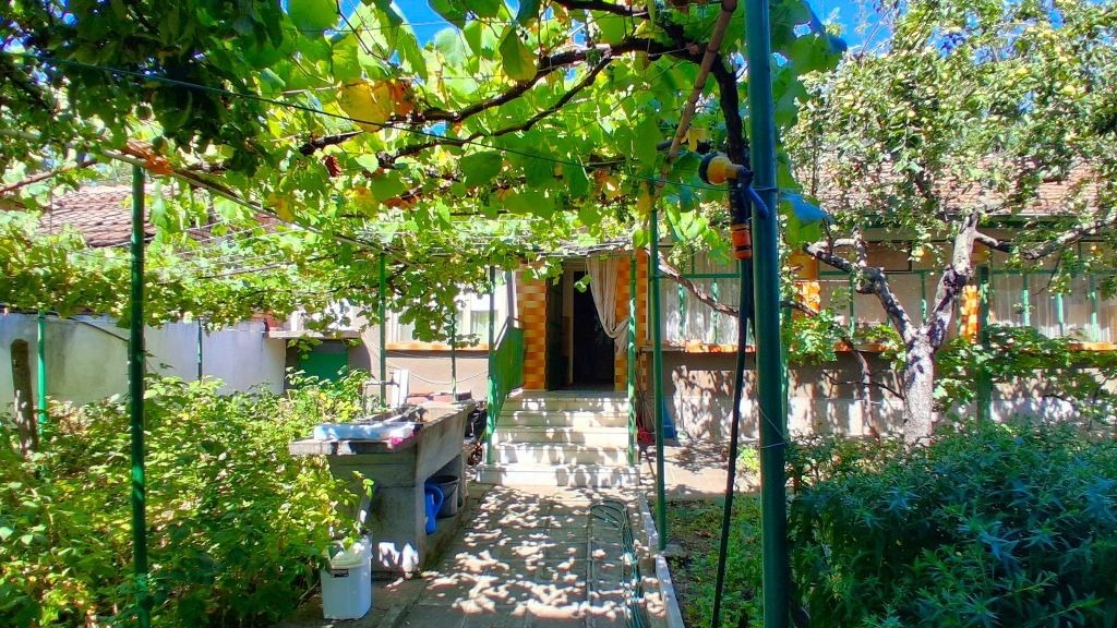 Продава КЪЩА, гр. Мездра, област Враца, снимка 12 - Къщи - 55677280