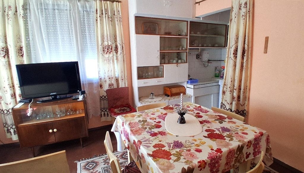 Продава КЪЩА, гр. Мездра, област Враца, снимка 3 - Къщи - 55677280