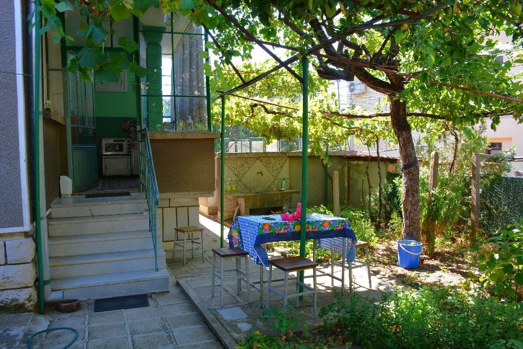 Продава КЪЩА, гр. Мездра, област Враца, снимка 13 - Къщи - 55677280