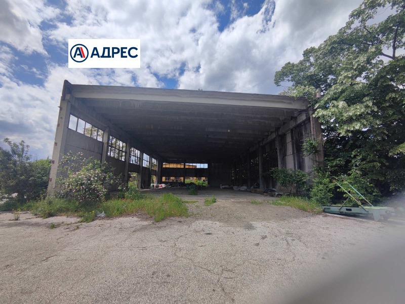 Продава ФАБРИКА/ЗАВОД в област Пловдив, гр. Карлово - 2850 кв.м / 265 871.78 € » 520 000 лв., АДРЕС КАРЛОВО