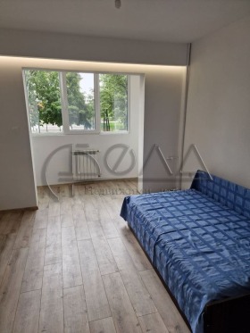 1 chambre Nadejda 2, Sofia 4