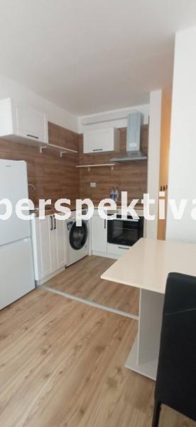 Продава 2-СТАЕН, гр. Пловдив, Кючук Париж, снимка 2 - Апартаменти - 55096927