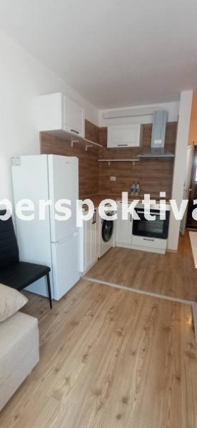 Продава 2-СТАЕН, гр. Пловдив, Кючук Париж