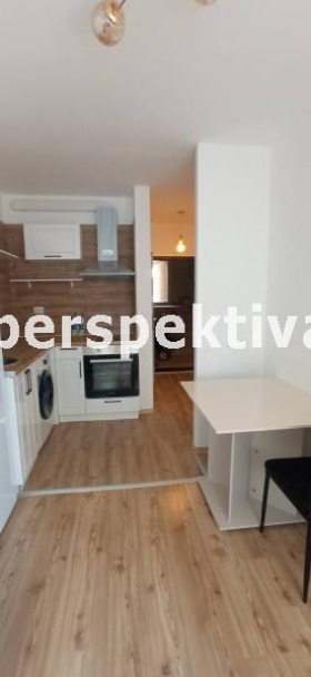 Продава 2-СТАЕН, гр. Пловдив, Кючук Париж, снимка 5 - Апартаменти - 55096927