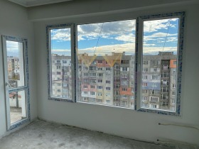 Продажба на тристайни апартаменти в град Перник - изображение 20 