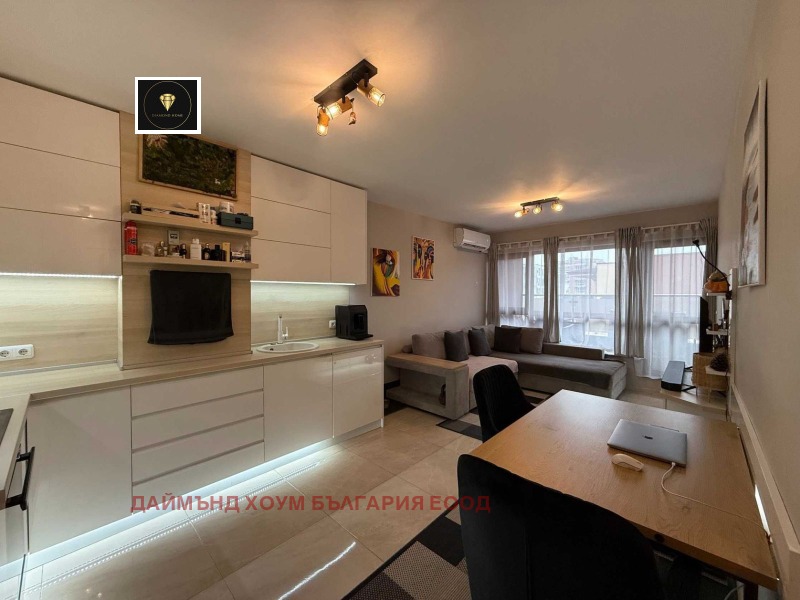 Продава 2-СТАЕН, гр. Пловдив, Кючук Париж, снимка 6 - Апартаменти - 53280320