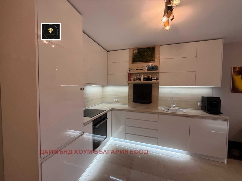 Продава 2-СТАЕН, гр. Пловдив, Кючук Париж, снимка 2 - Апартаменти - 53280320