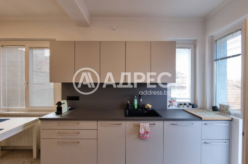 Продаја  2 спаваће собе Софија , Центар , 100 м2 | 55228665 - слика [8]