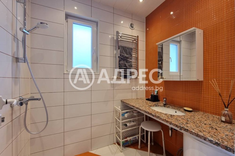 Продаја  2 спаваће собе Софија , Центар , 100 м2 | 55228665 - слика [13]