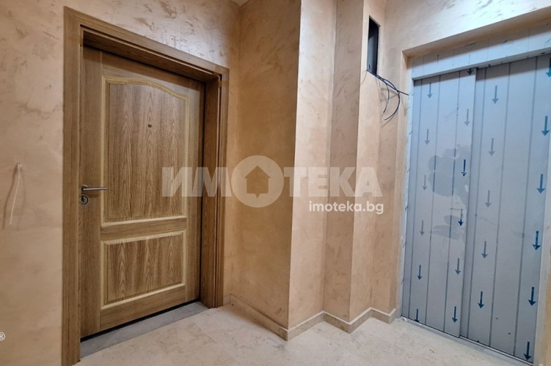 Продава МНОГОСТАЕН, гр. Варна, Лятно кино Тракия, снимка 9 - Апартаменти - 53454325