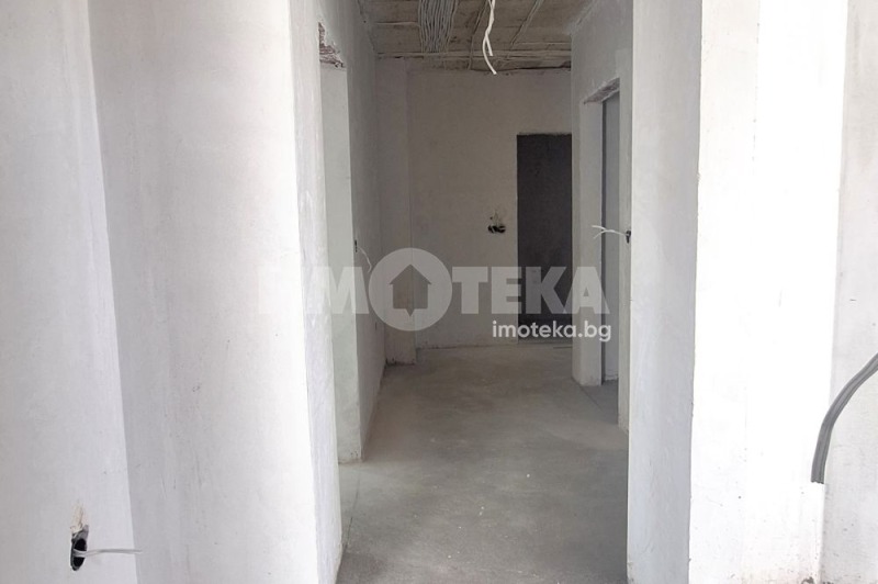 Продава МНОГОСТАЕН, гр. Варна, Лятно кино Тракия, снимка 7 - Апартаменти - 53454325