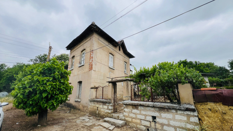 Продава  Къща, област Монтана, с. Стубел • 57 000 лв. • ID 85043008 — holmes.bg - [1] 