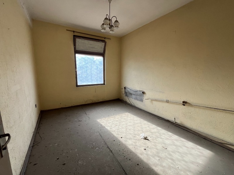 Продава КЪЩА, гр. Казанлък, област Стара Загора, снимка 6 - Къщи - 53286126