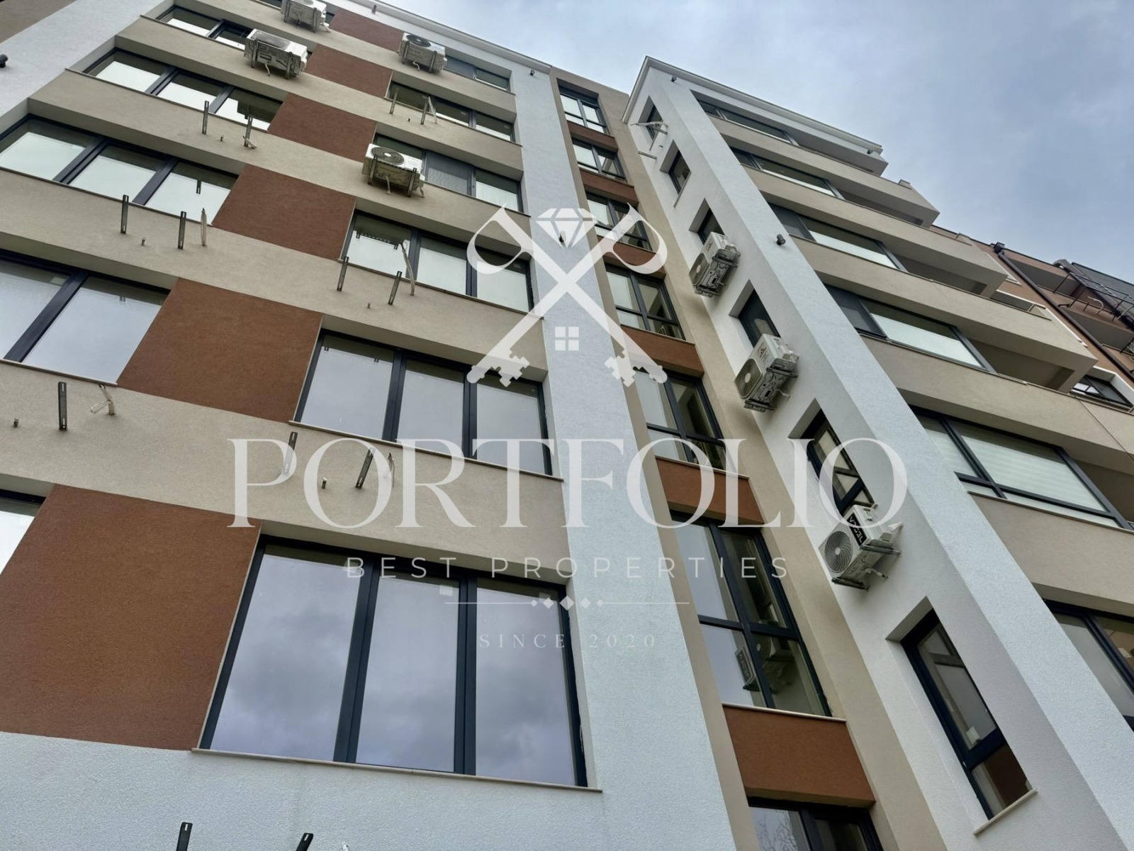 Продава МНОГОСТАЕН, гр. Бургас, Славейков, снимка 4 - Апартаменти - 53337880