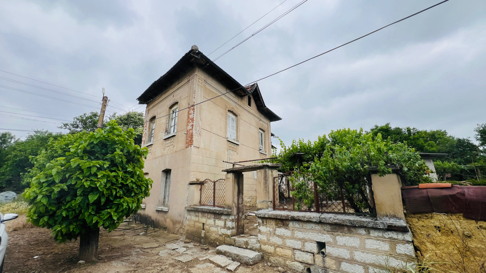 Продава КЪЩА, с. Стубел, област Монтана