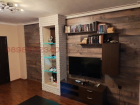 Продава  4-стаен, град София