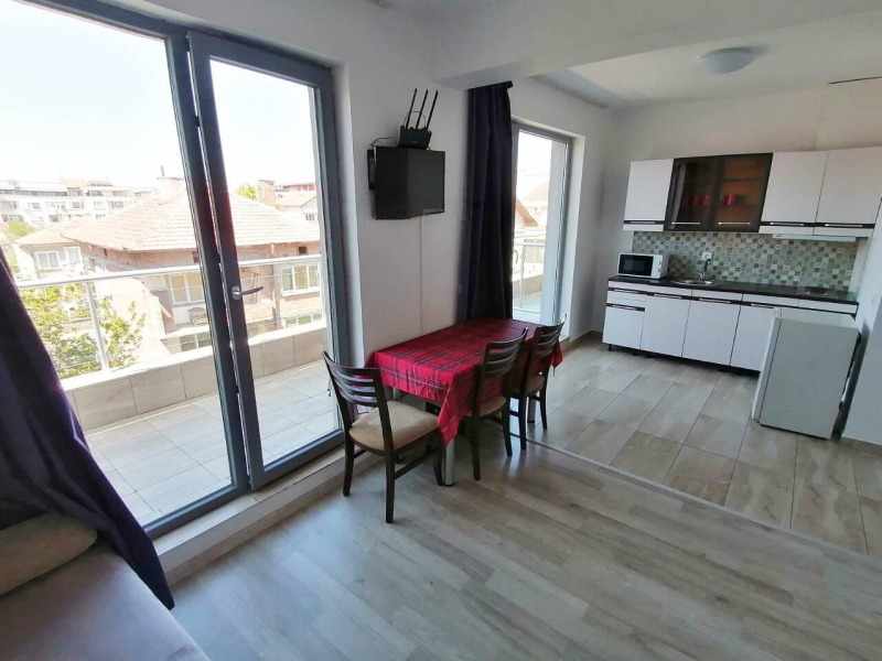 In vendita  Studio Burgas , Sarafovo , 52 mq | 82999856