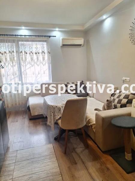 На продаж  2 спальні Пловдив , Център , 81 кв.м | 51617053