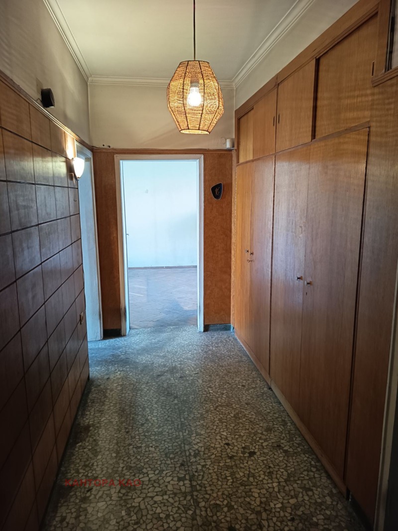 Продава  4-стаен град София , Медицинска академия , 136 кв.м | 27097057 - изображение [2]