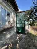 Продава КЪЩА, област Сливен, с. Радево • 20000 € / 39116.60 лв. • 32102613 6