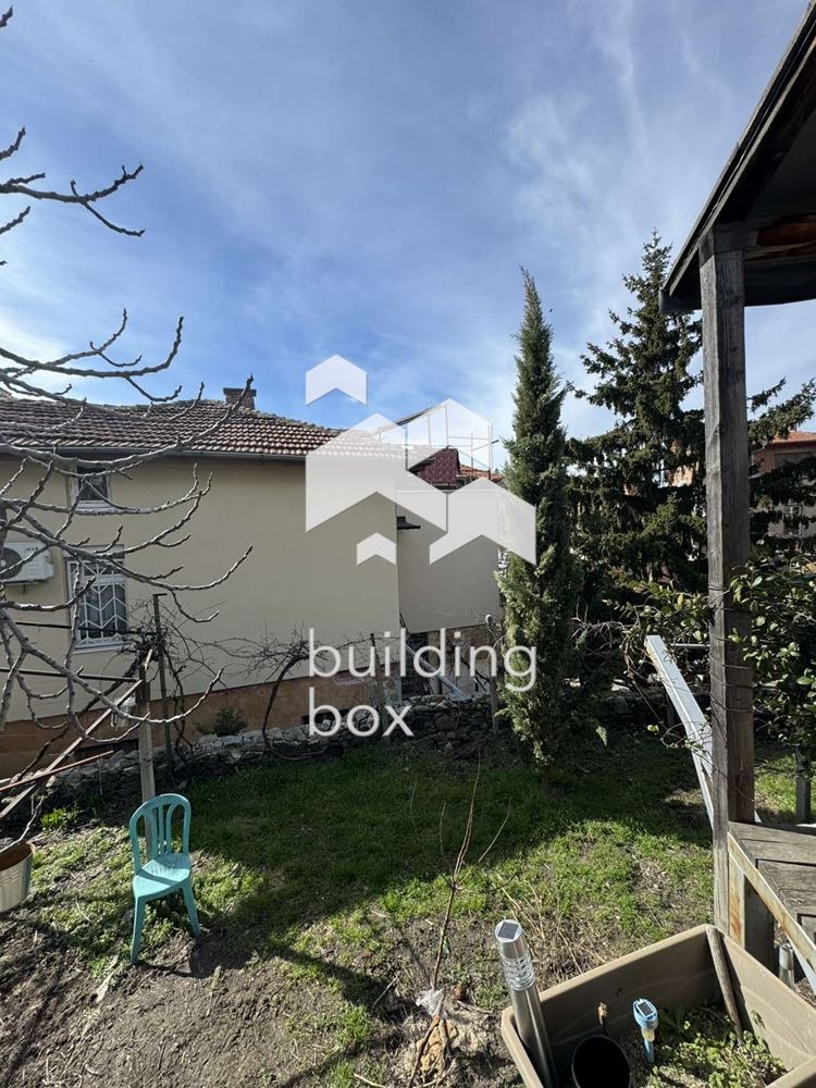 Продава КЪЩА, гр. Пловдив, Център, снимка 2 - Къщи - 54400946