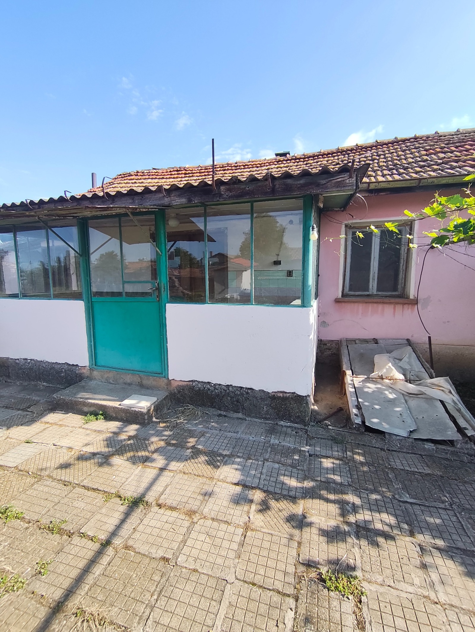 Продава КЪЩА, гр. Долни Дъбник, област Плевен, снимка 3 - Къщи - 55575000