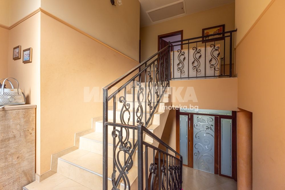 Продава КЪЩА, гр. Варна, м-т Боровец - юг, снимка 7 - Къщи - 56202020